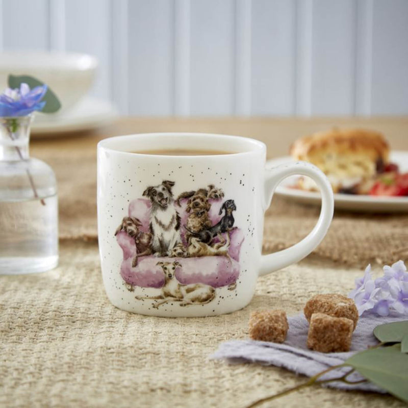 Wrendale Designs by Hannah Dale Bone China 310ml Mug - Movie Night